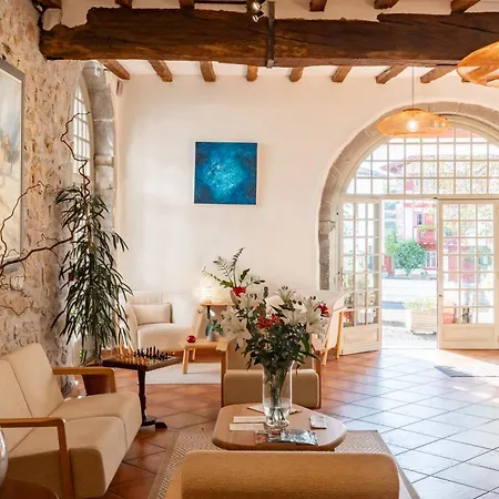 Hotel Restaurant & La Maison Oppoca Aïnhoa