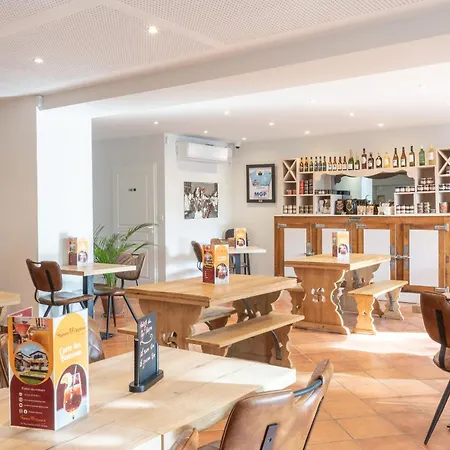 Hotel Restaurant & La Maison Oppoca Aïnhoa