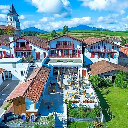 Restaurant & La Maison Oppoca