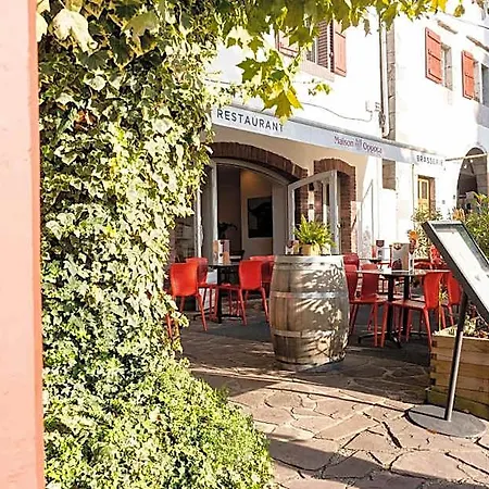Restaurant & La Maison Oppoca Hotel
