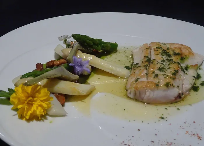 Restaurant & La Maison Oppoca Hotel Aïnhoa